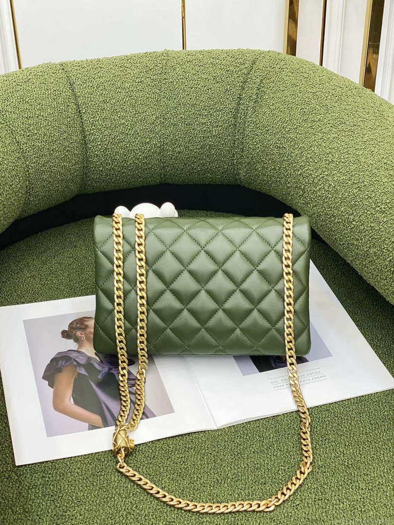 Chanel AS3609 Flap Bag Lambskin Lambskin & Gold-Tone Metal Green