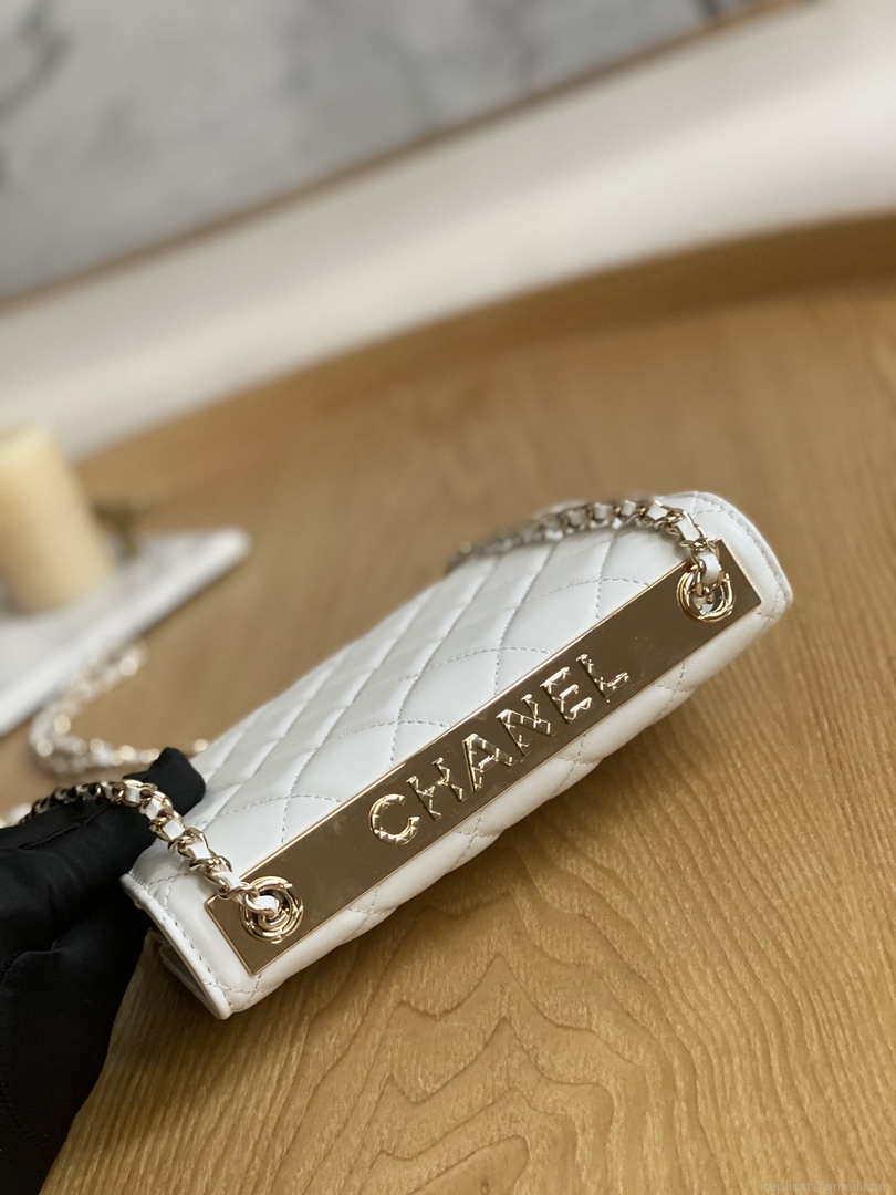 Chanel A88632 WOC 19 Chain Wallet Bag White Lambskin Gold
