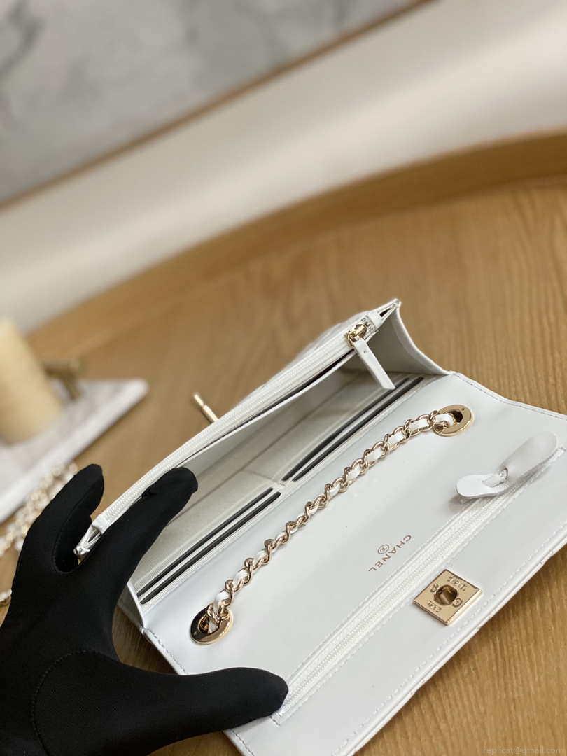 Chanel A88632 WOC 19 Chain Wallet Bag White Lambskin Gold