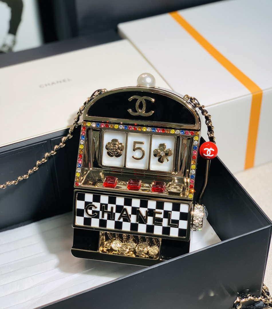 Chanel AS3586 2023SS Walk-on Embroidery Slot Shoulder Bag black