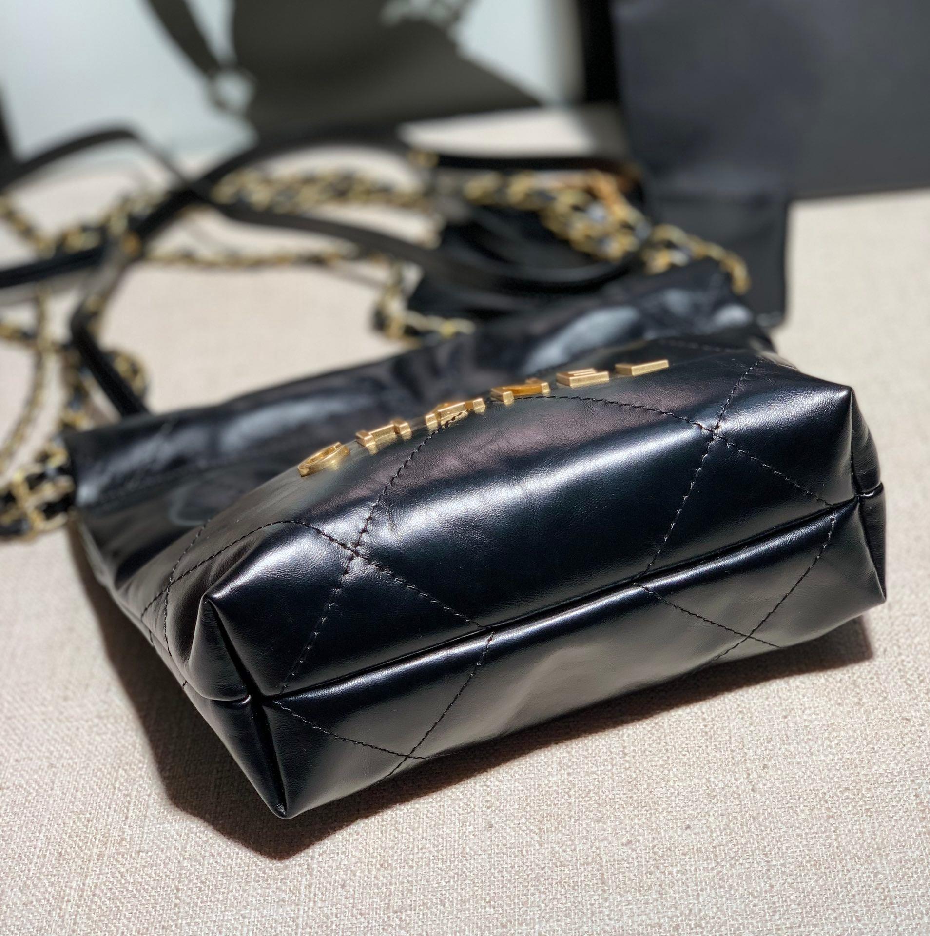 Chanel AS3260 22 Mini Handbag Calfskin Black with Gold A85
