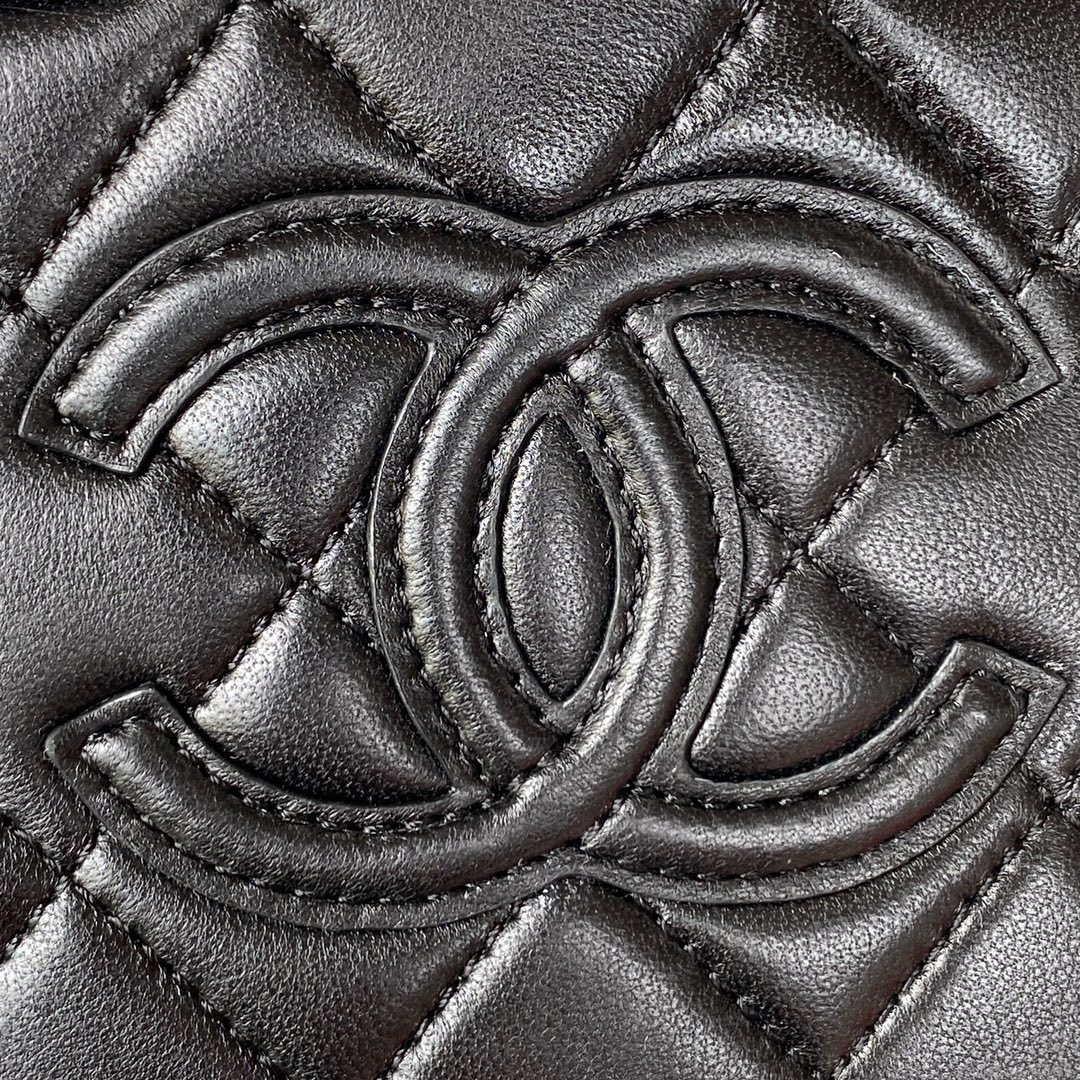Chanel AS3344 Small Vanity Case Calfskin & Gold-Tone Metal Black