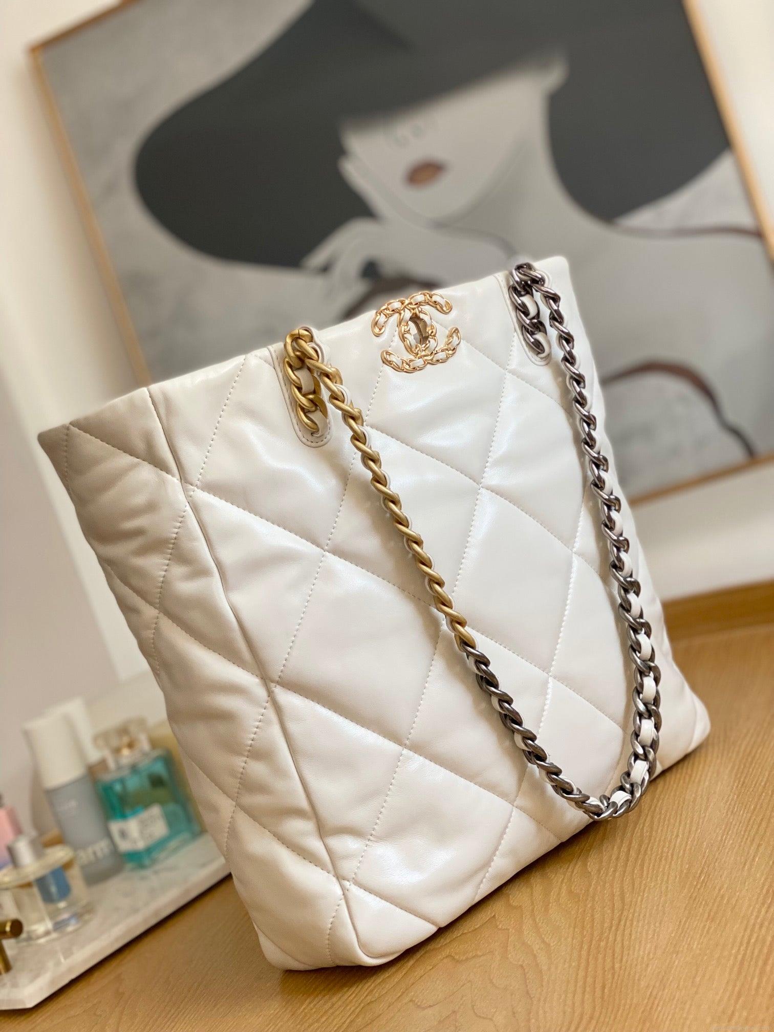 Chanel AS3519 CHANEL19 Shopping Bag Shiny Lambskin White