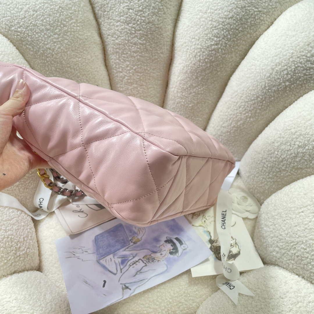 Chanel AS3519 CHANEL19 Shopping Bag Shiny Lambskin Pink