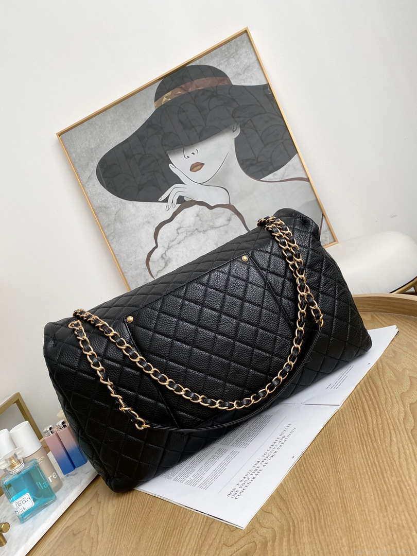 Chanel A91169 Flap Travel Bag Airport Series A94305 caviar calfskin Black Gold