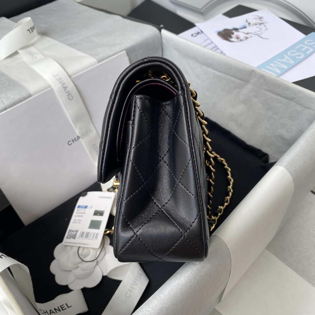 Chanel A01113 Flap Handbag Classic Bag Black Lambskin Gold