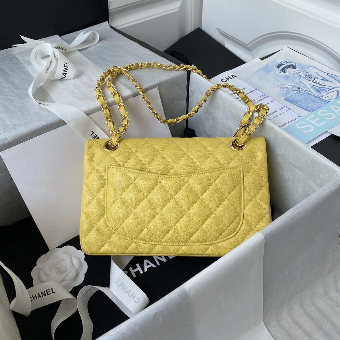 Chanel A01113 Flap Handbag Classic Bag Grained shiny Calfskin Yellow Gold