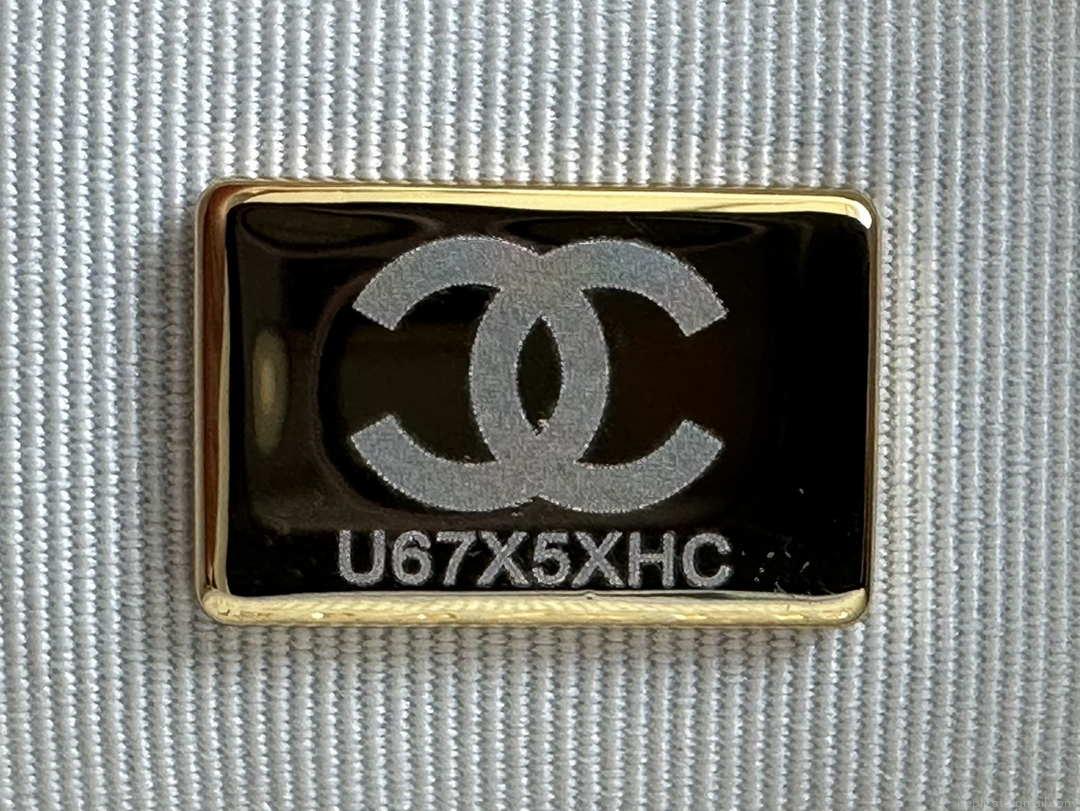Chanel AS3757 Mini Flap Bag Grained Calfskin & Gold-Tone Metal White