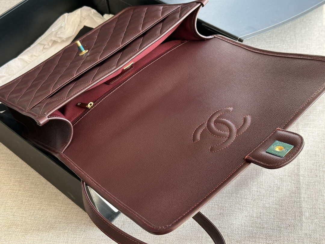 Chanel AS3662 LARGE BACKPACK Calfskin & Gold-Tone Metal Wine Red