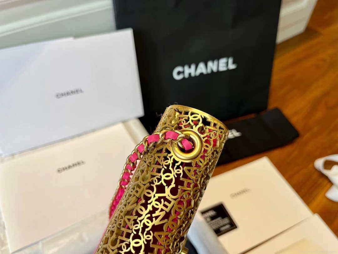 Chanel AS3526 Mini Evening Bag Wool Tweed & Gold-Tone Metal Rose Red