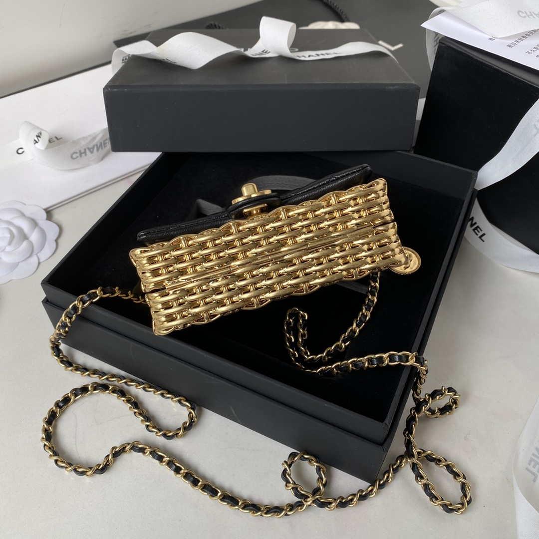Chanel AS3713 SMALL EVENING BAG Lambskin & Gold Metal Black & Gold