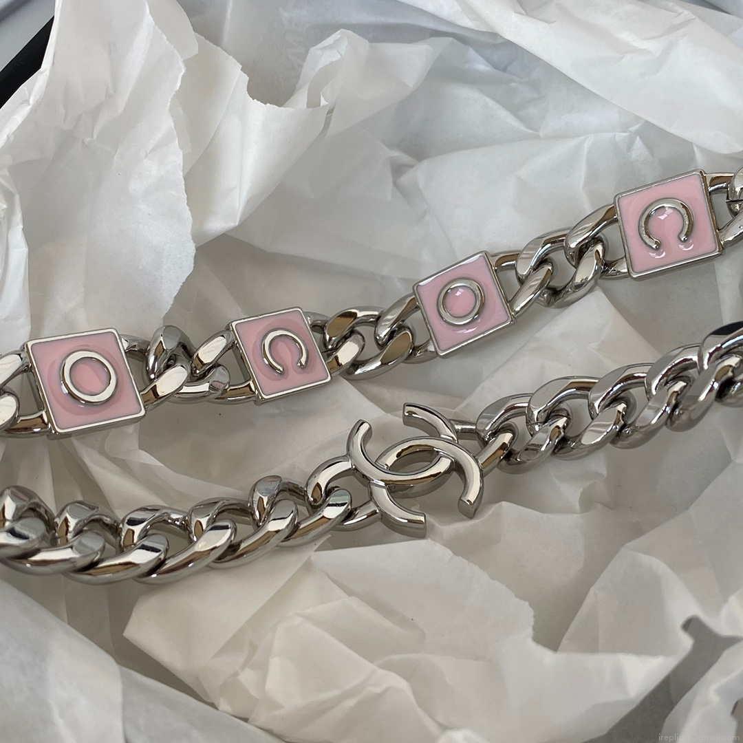 Chanel AP2718 Small Vanity With Chain Calfskin Pink