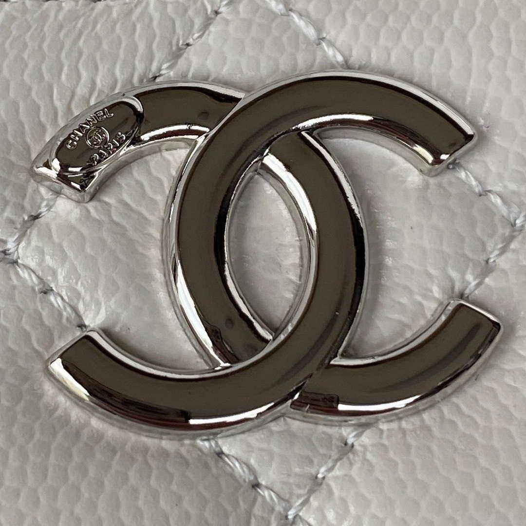 Chanel AP2718 Small Vanity With Chain Calfskin White