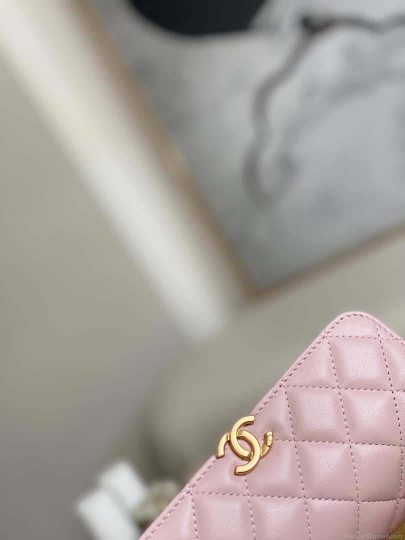 Chanel AP2946 Phone Holder Clutch with Chain Lambskin Pink