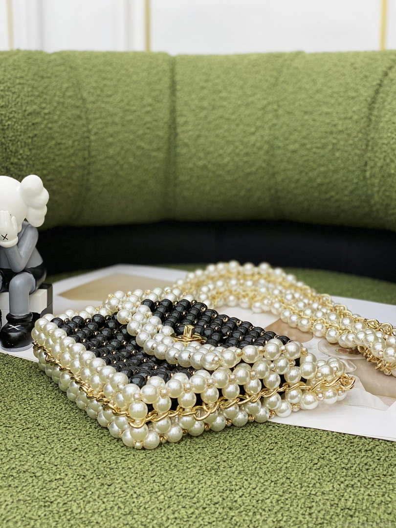 Chanel 22SS summer new collection artificial pearls and glazed pearl strings Black