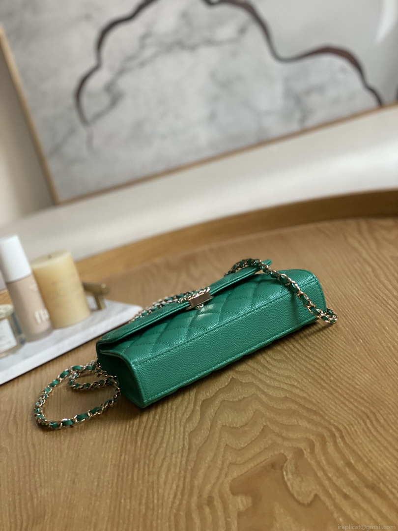 Chanel AP3238 Flap Chain Bag With Handle Green Calfskin Gold