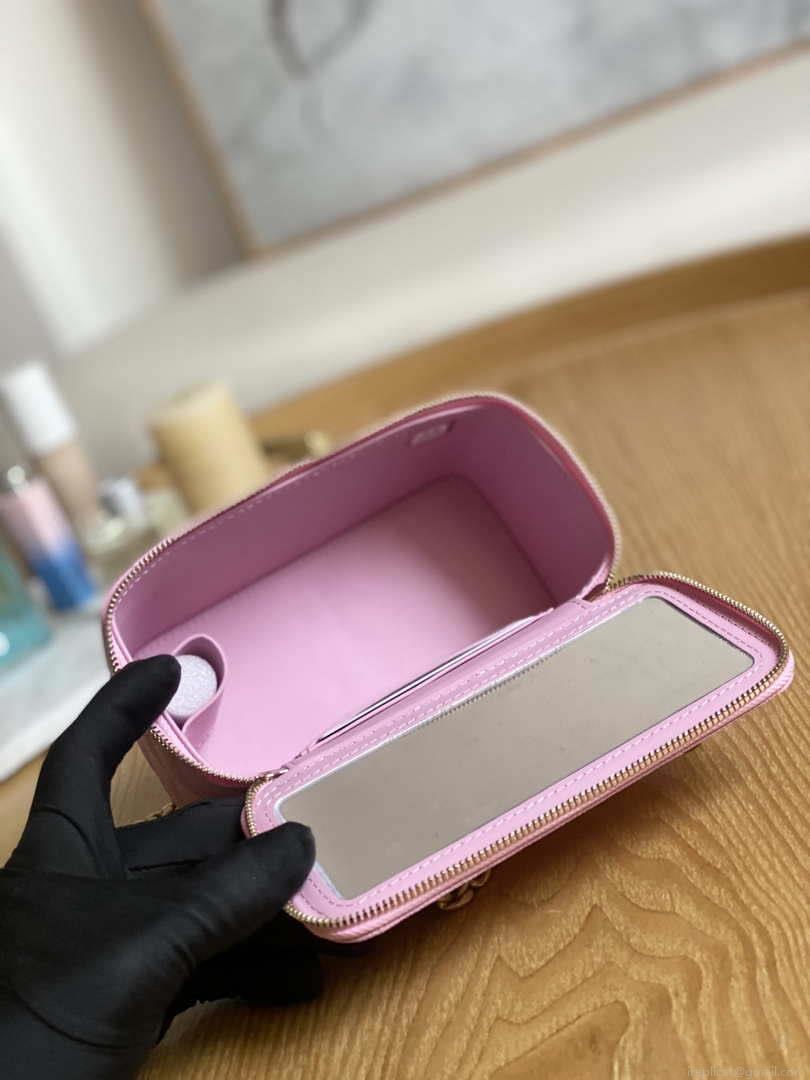 Chanel A68130 Vanity with chain Grained Calfskin Gold Pink