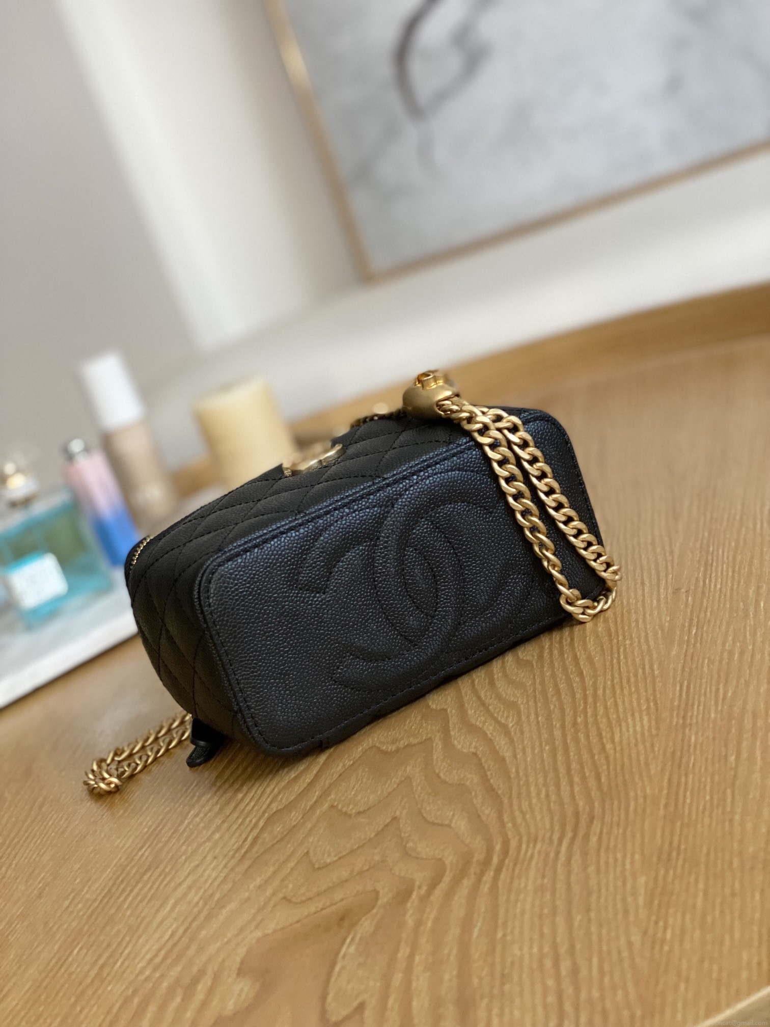 Chanel A68130 Vanity with chain Grained Calfskin Gold Black