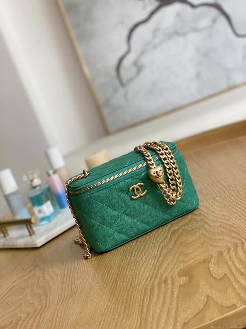 Chanel A68130 Vanity with chain Grained Calfskin Gold Green