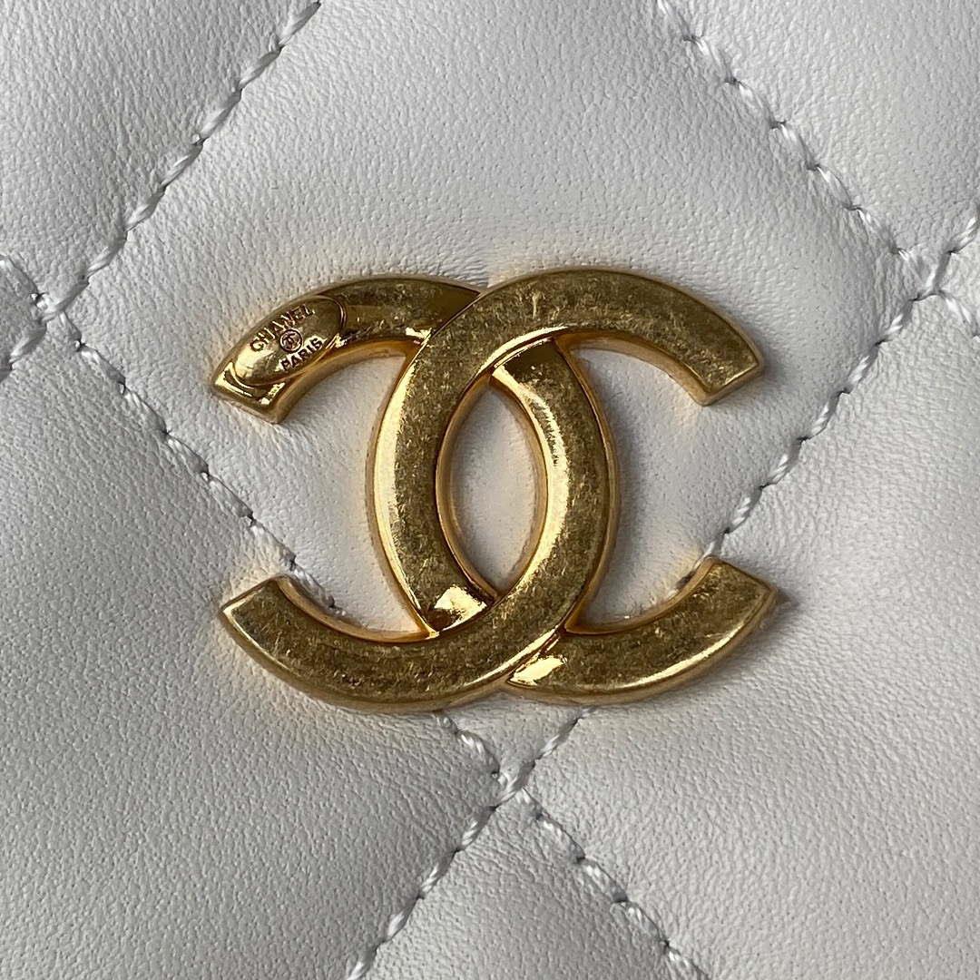 Chanel AS3562 Ssmall Hobo Handbag Lambskin White