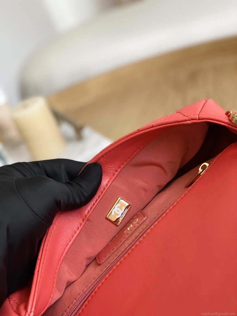 Chanel AS3777 Flap Bag Lambskin & Gold-Tone Metal Red