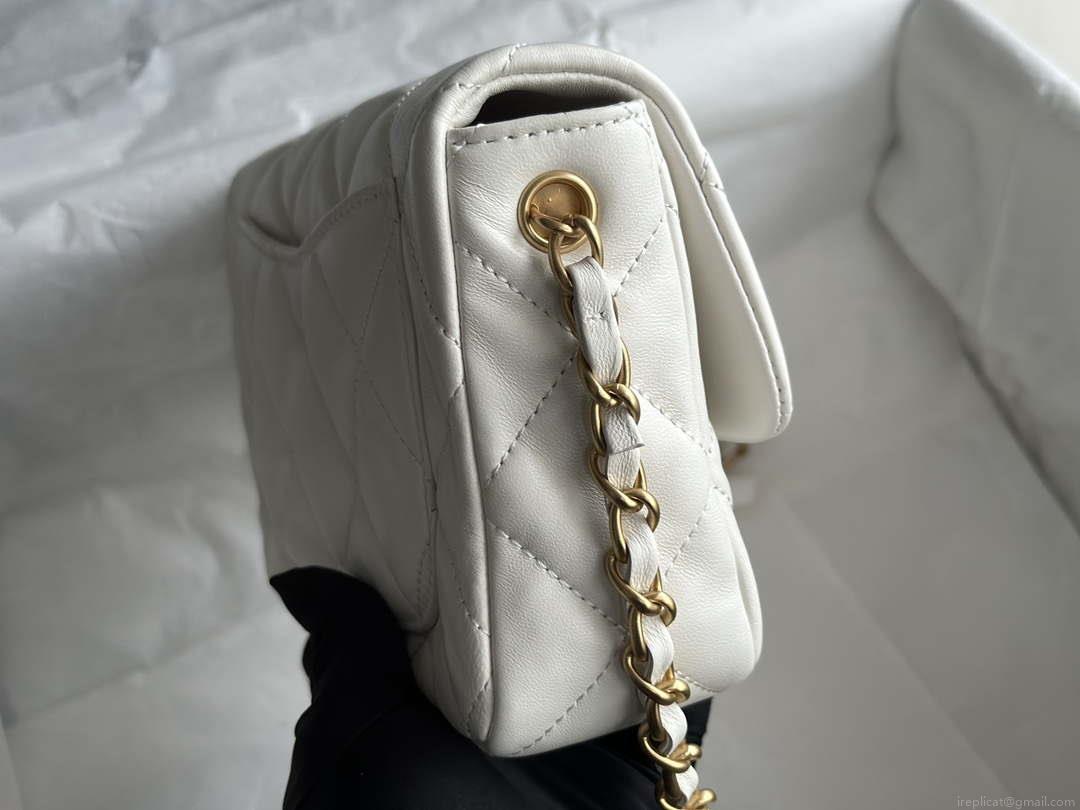 Chanel AS3986 Small Flap Bag Lambskin Plexi & Gold-Tone Metal White