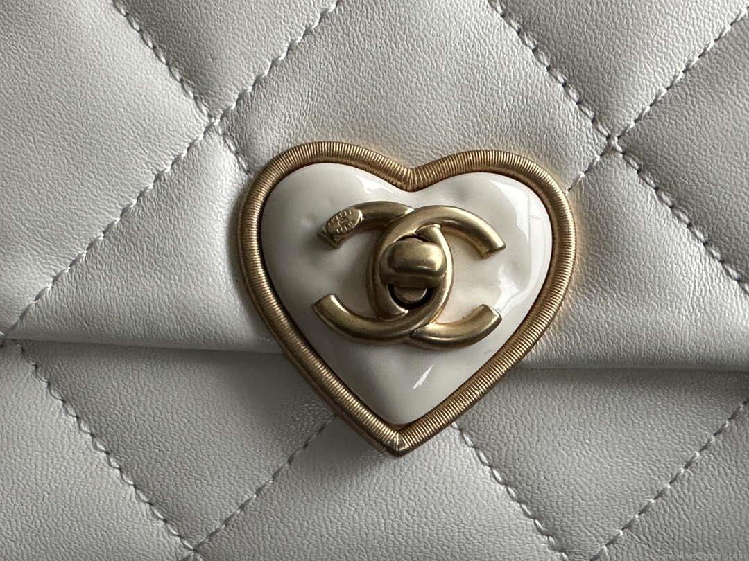 Chanel AS3986 Small Flap Bag Lambskin Plexi & Gold-Tone Metal White