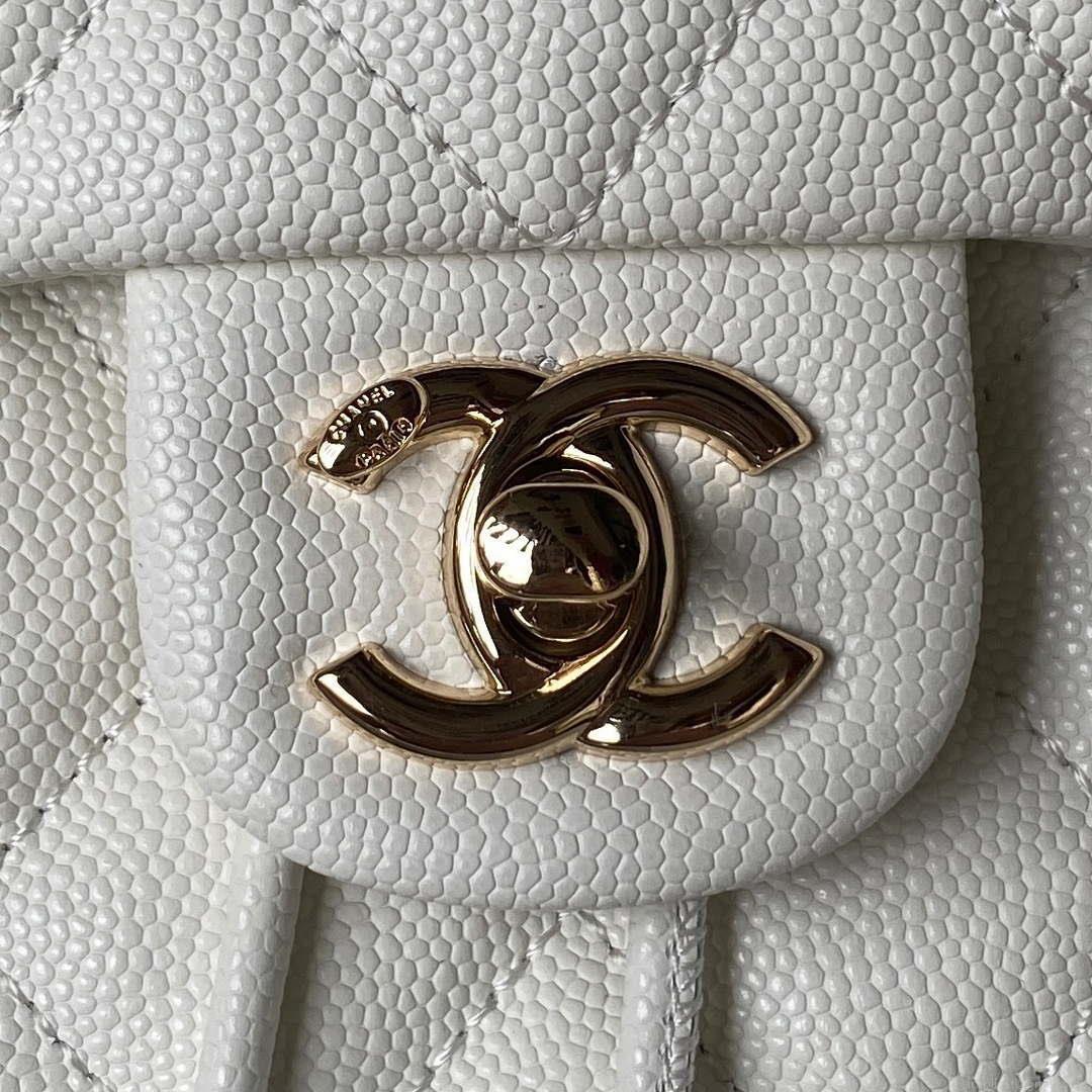 Chanel AS4059 Large Backpack Grained Shiny Calfskin & Gold-Tone Metal White