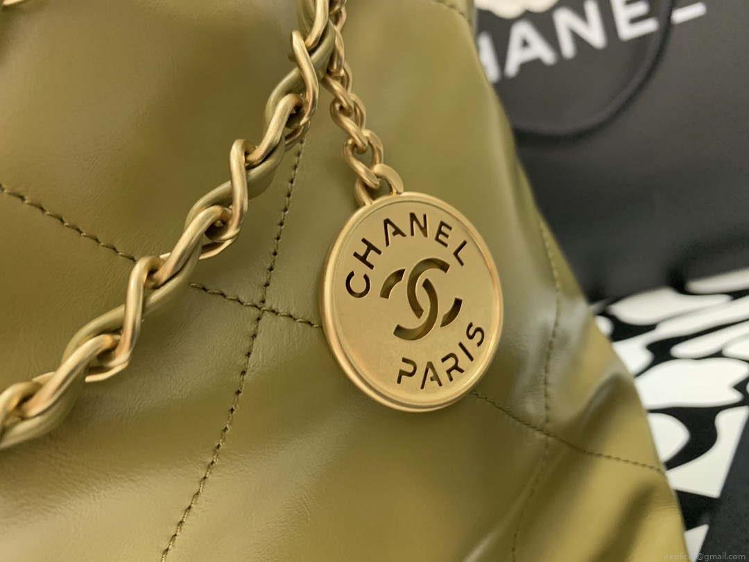Chanel 22 Handbag Shiny Calfskin Gold AS3261 Lemon Yellow