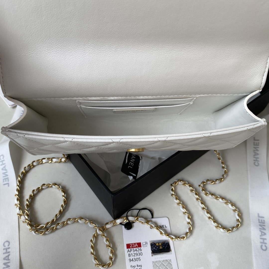 Chanel AP3426 Woc Mini Flap Bag Lambskin 17cm White
