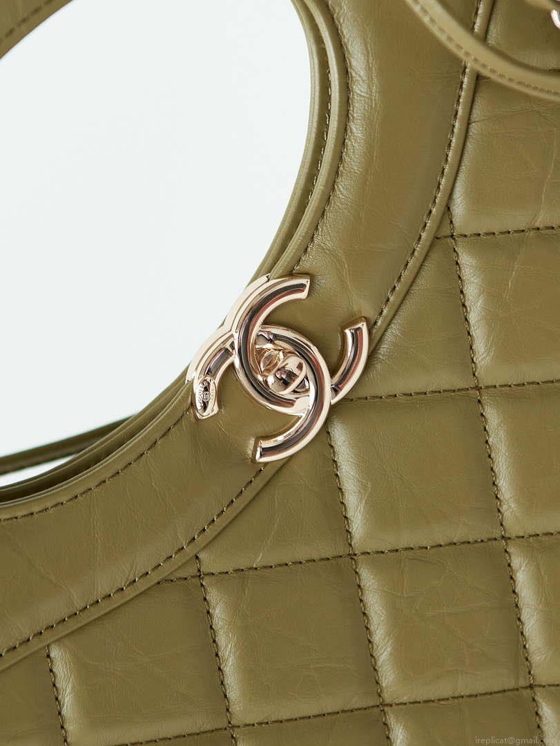Chanel AS1010 31 Larage Shopping Bag Shiny Lambskin Green