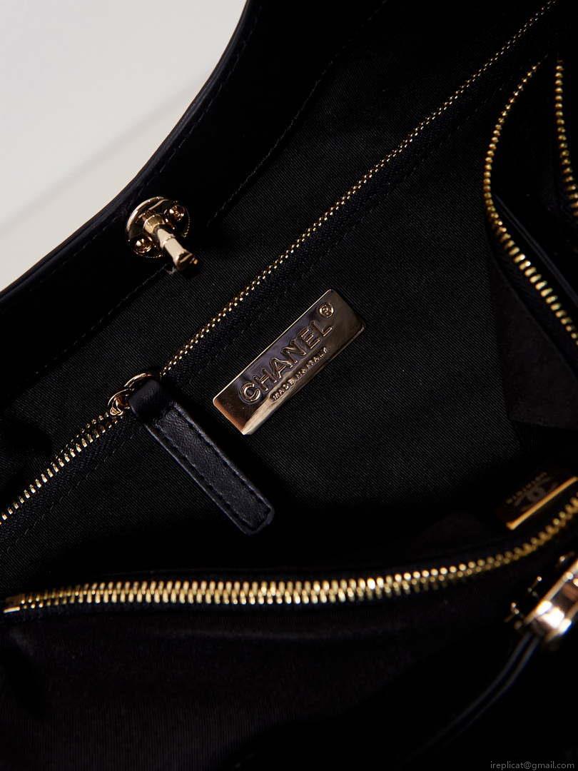 Chanel AS1010 31 Larage Shopping Bag Shiny Lambskin Black