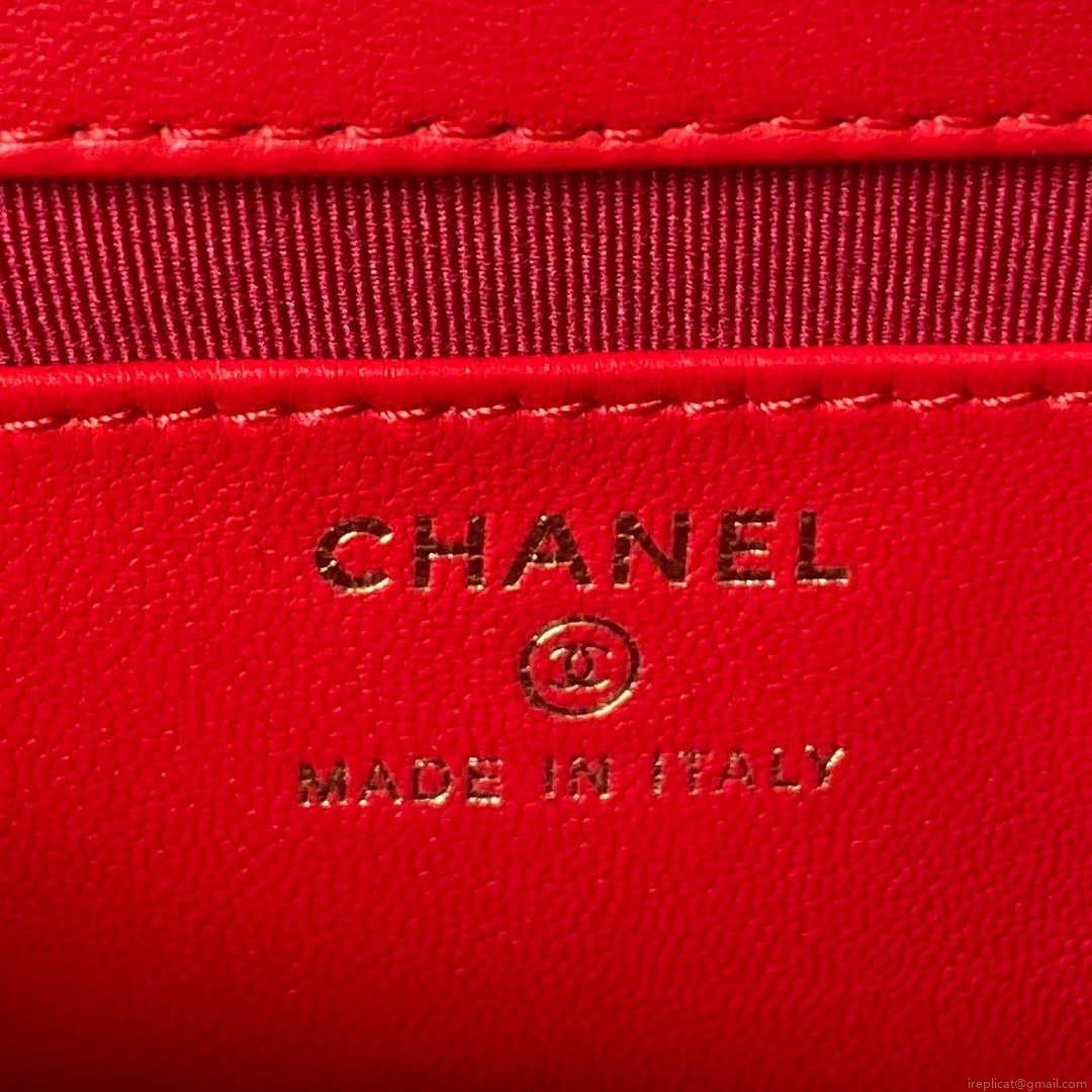 Chanel AP3485 Clutch With Chain Shiny Lambskin & Gold-Tone Metal Red