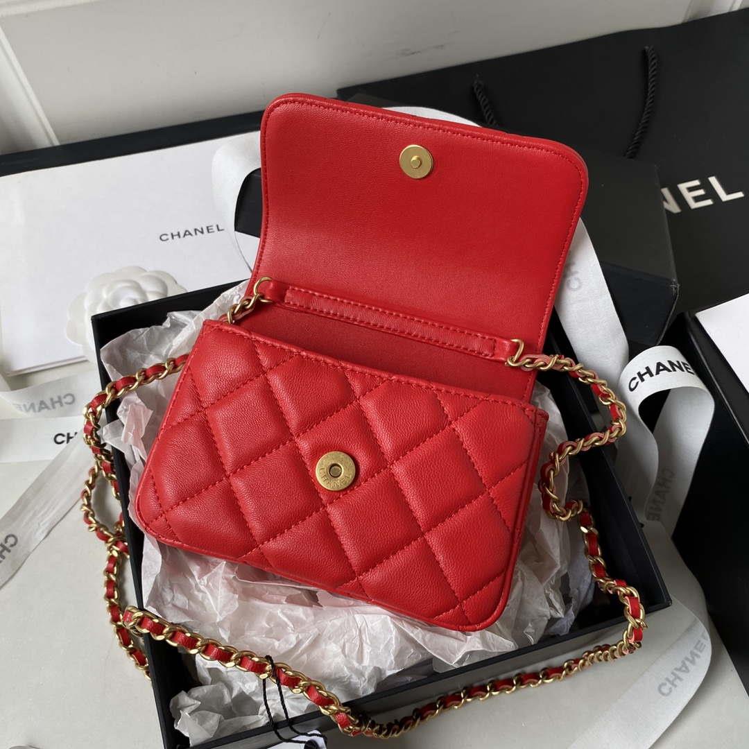 Chanel AP3485 Clutch With Chain Shiny Lambskin & Gold-Tone Metal Red