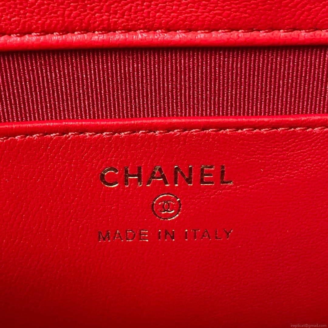 Chanel AP3484 CLUTCH WITH CHAIN Shiny Lambskin & Gold-Tone Metal Red