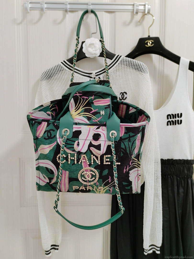 Chanel A66941 Medium Tote Printed Velvet Wooden Pearls & Gold-Tone Metal Green& Multicolour