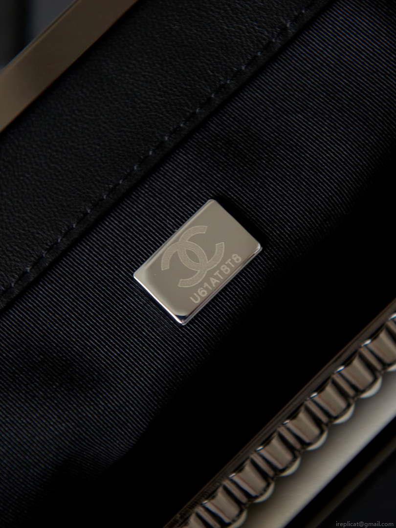 Chanel AS4223 Large Shopping Bag Aged Shiny Lambskin Crystal Pearls & Black Metal Black
