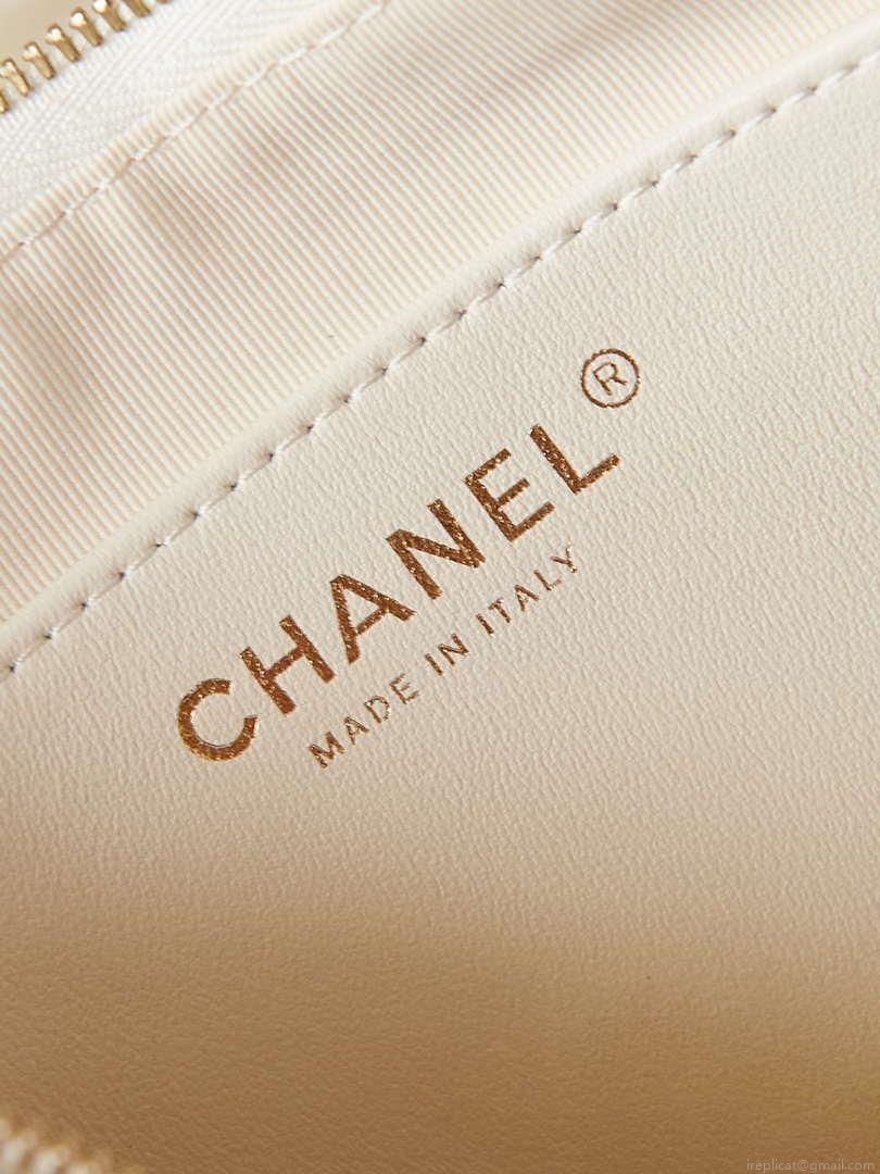 Chanel AS4422 23K Hobo Bag Lambskin Gold Metal White