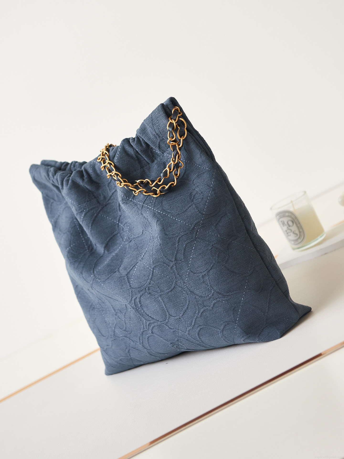 Chanel 22 Handbag Shiny AS3261 Navy Blue Velvet Gold