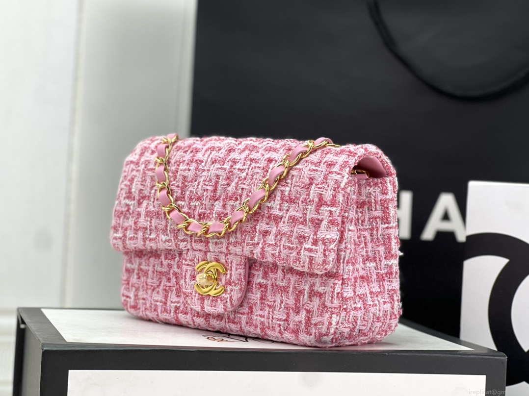 Chanel AS1116 Small Flap bag Woolen A69900 Pink