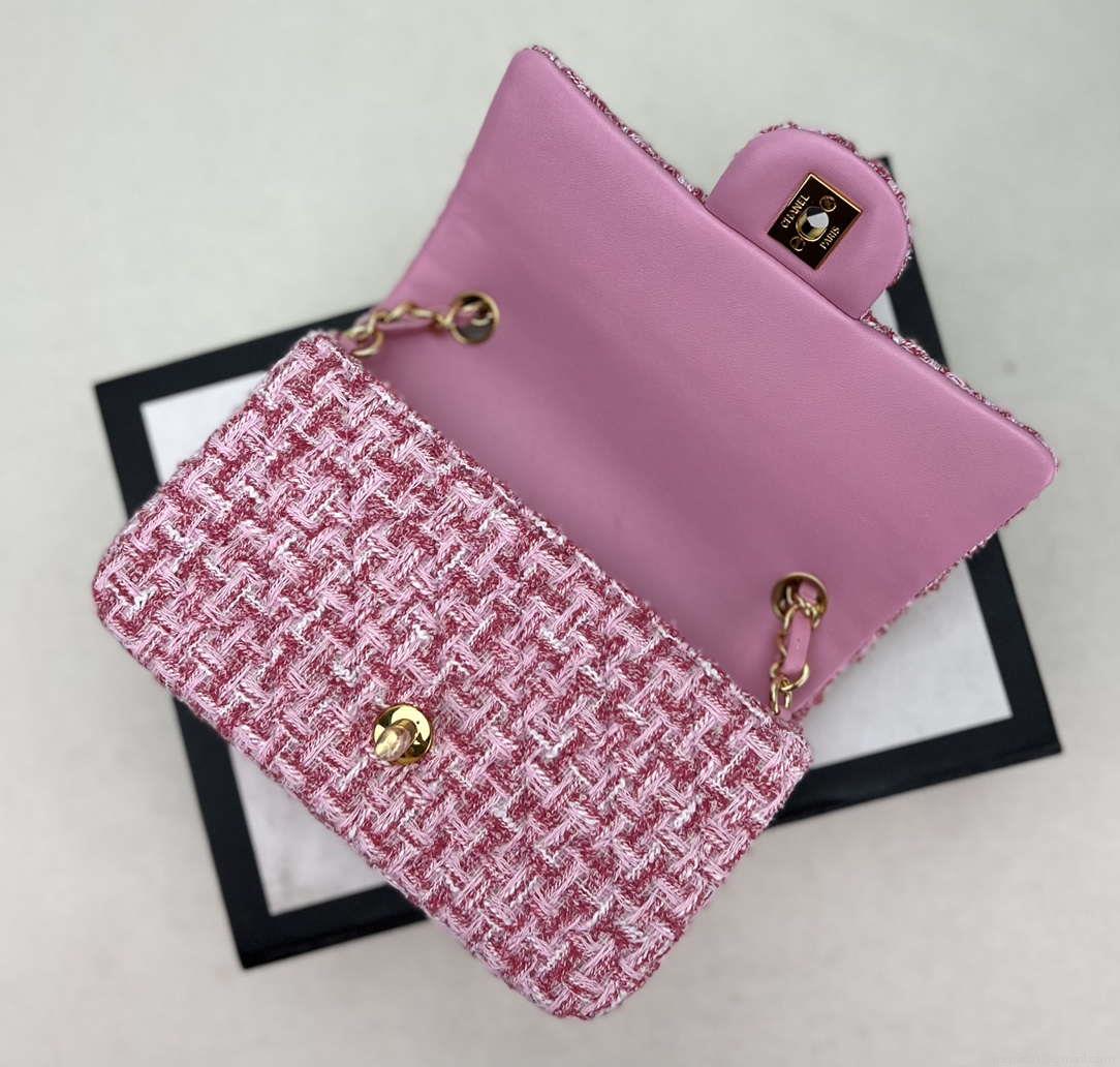 Chanel AS1116 Small Flap bag Woolen A69900 Pink