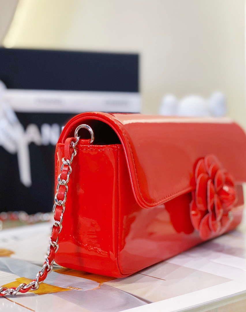 Chanel AS4498 Clutch Flap Bag Patent Calfskin & Gold Metal Red