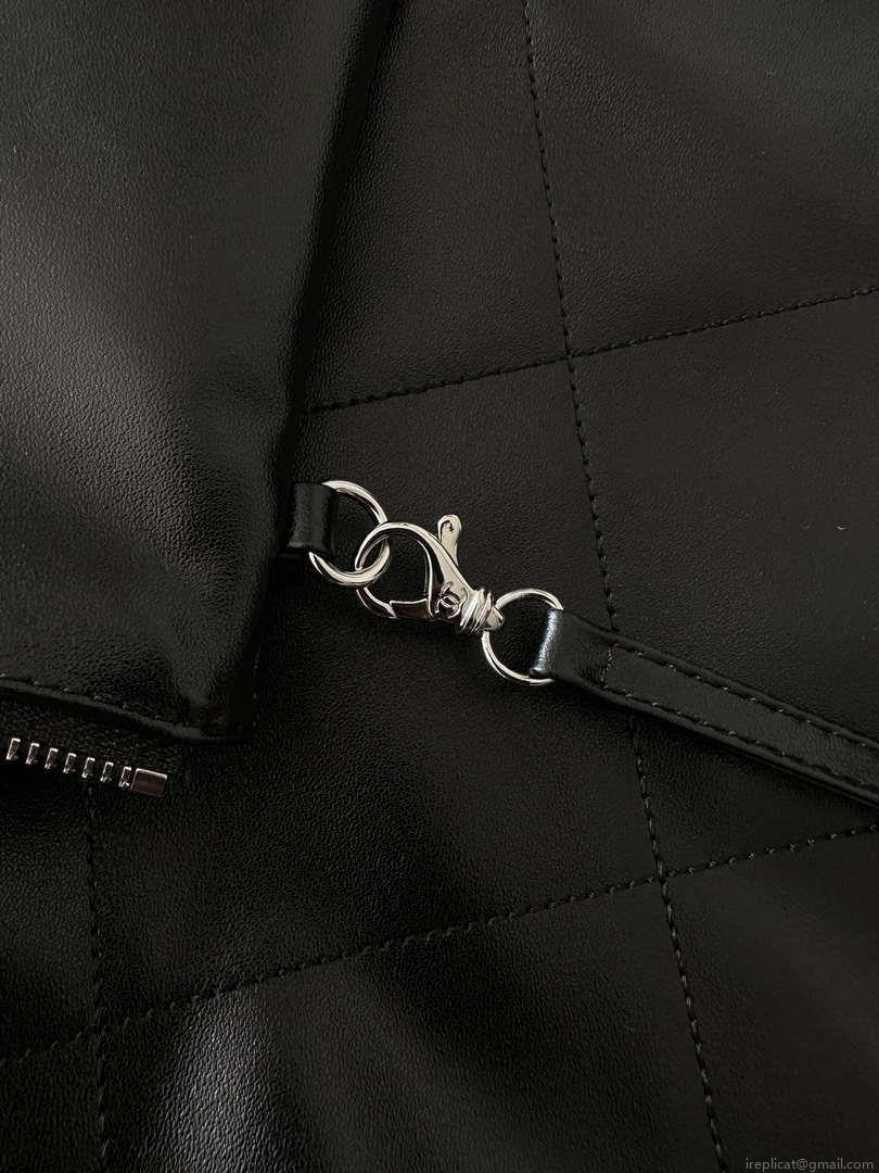 Chanel 22 Handbag Shiny Black Calfskin AS3261 with Symphony Hardware