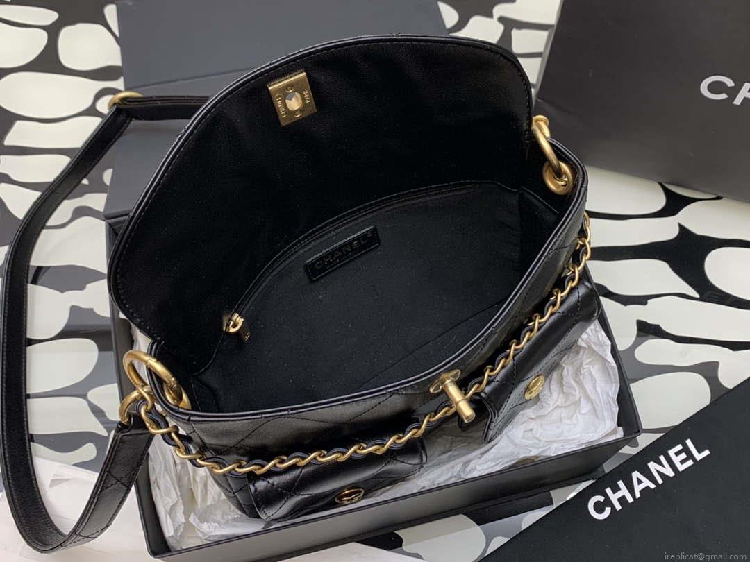Chanel A99335 Hobo Bag Lambskin & Gold-Tone Metal Black