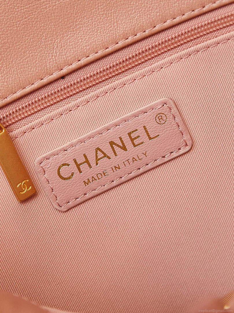 Chanel AS4668 Large Hobo Bag Shiny Calfskin & Gold-Tone Metal Pink