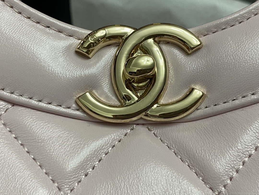 Chanel AS4854 Shopping Bag Shiny Lambskin & Gold-Tone Metal Ligth Pink