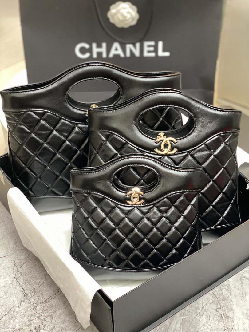 Chanel AS4853 Shopping Bag Shiny Lambskin & Gold-Tone Metal Black