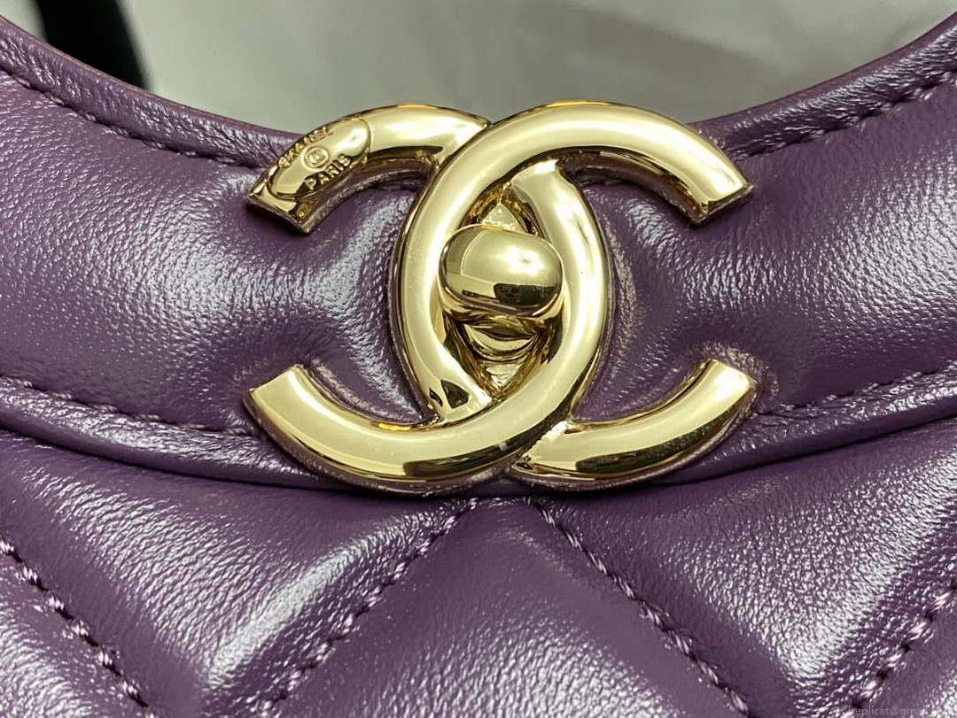 Chanel AS4853 Shopping Bag Shiny Lambskin & Gold-Tone Metal Purple