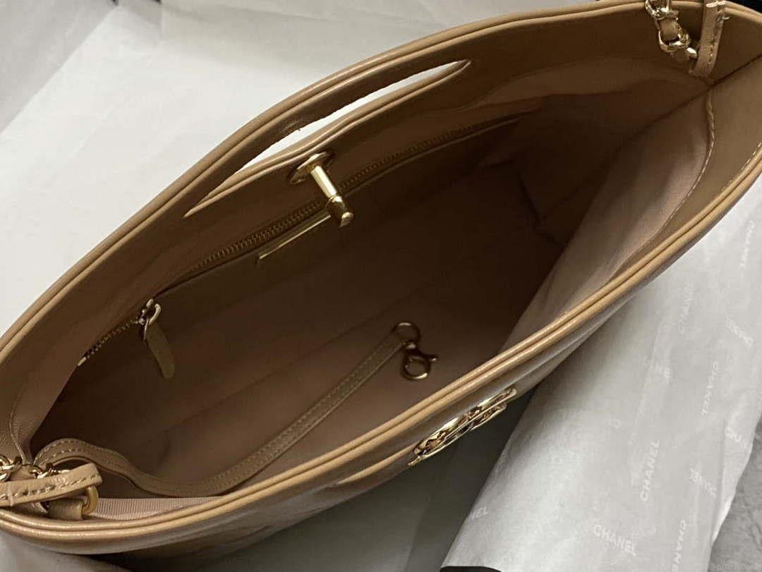 Chanel AS4853 Shopping Bag Shiny Lambskin & Gold-Tone Metal Brown
