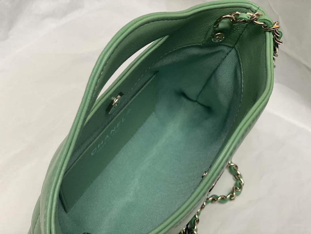 Chanel AP3656 Small Shopping Bag Shiny Lambskin & Gold-Tone Metal Green